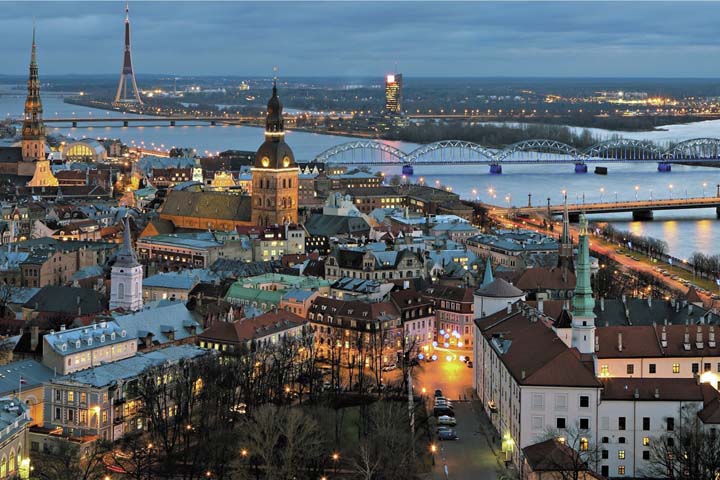 Circuit 13 jours: Aventure ferroviaire balte en Lituanie Lettonie et Estonie